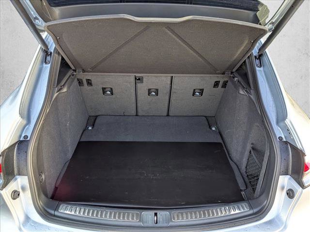 Used 2022 Porsche Macan image 6