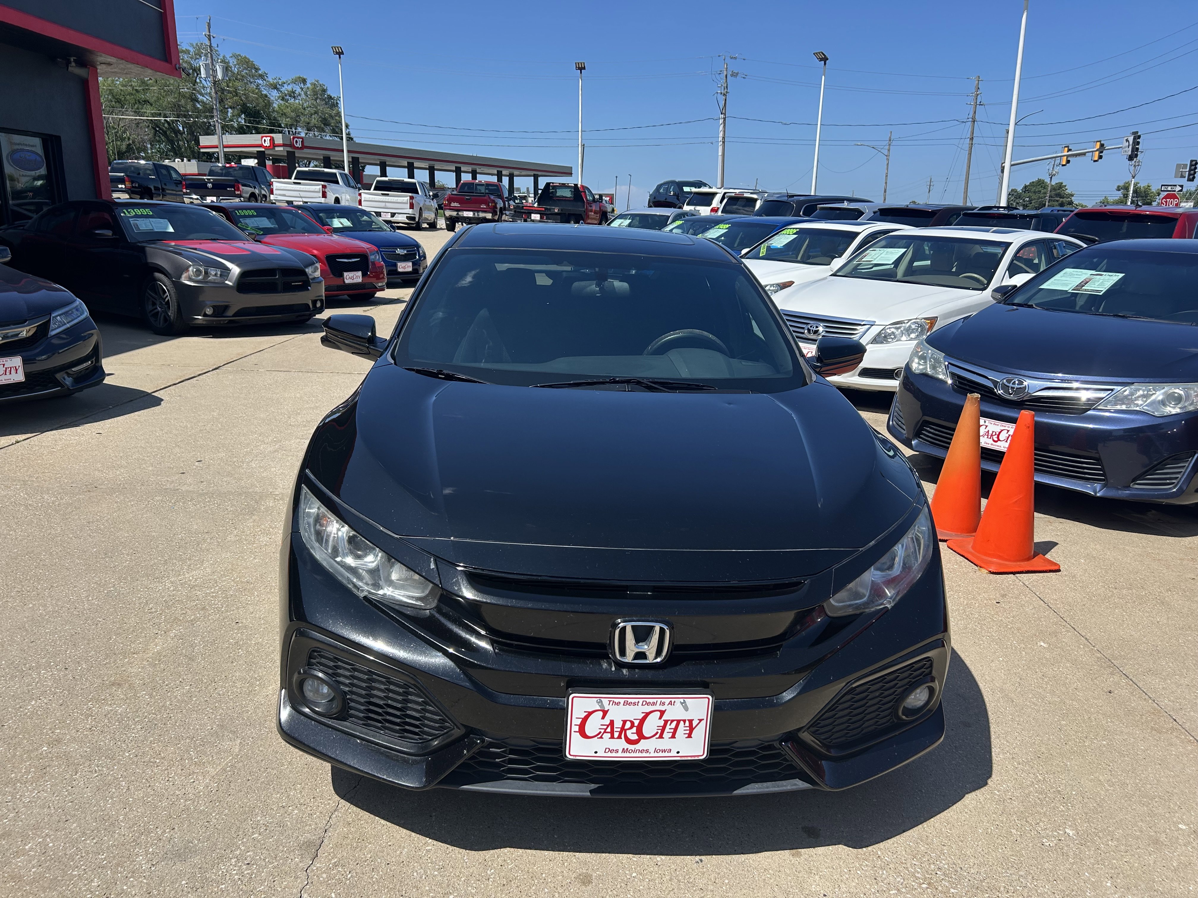 Used 2017 Honda Civic EX image 1