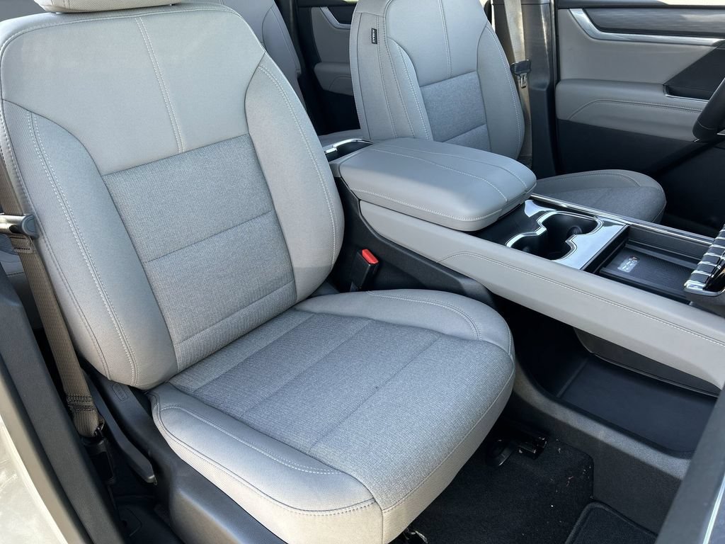 New 2026 GMC Acadia Elevation FWD image 28