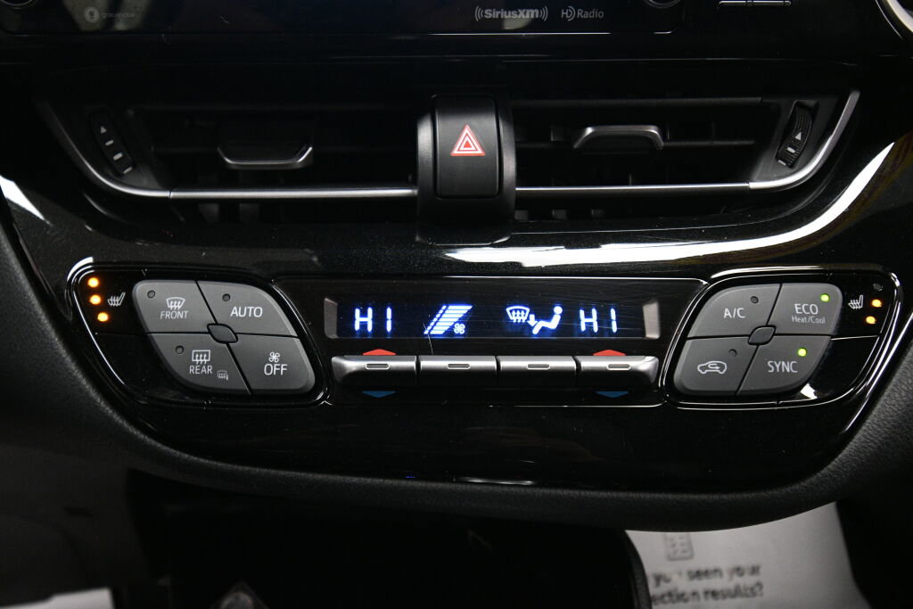 Used 2019 Toyota C-HR Limited image 16