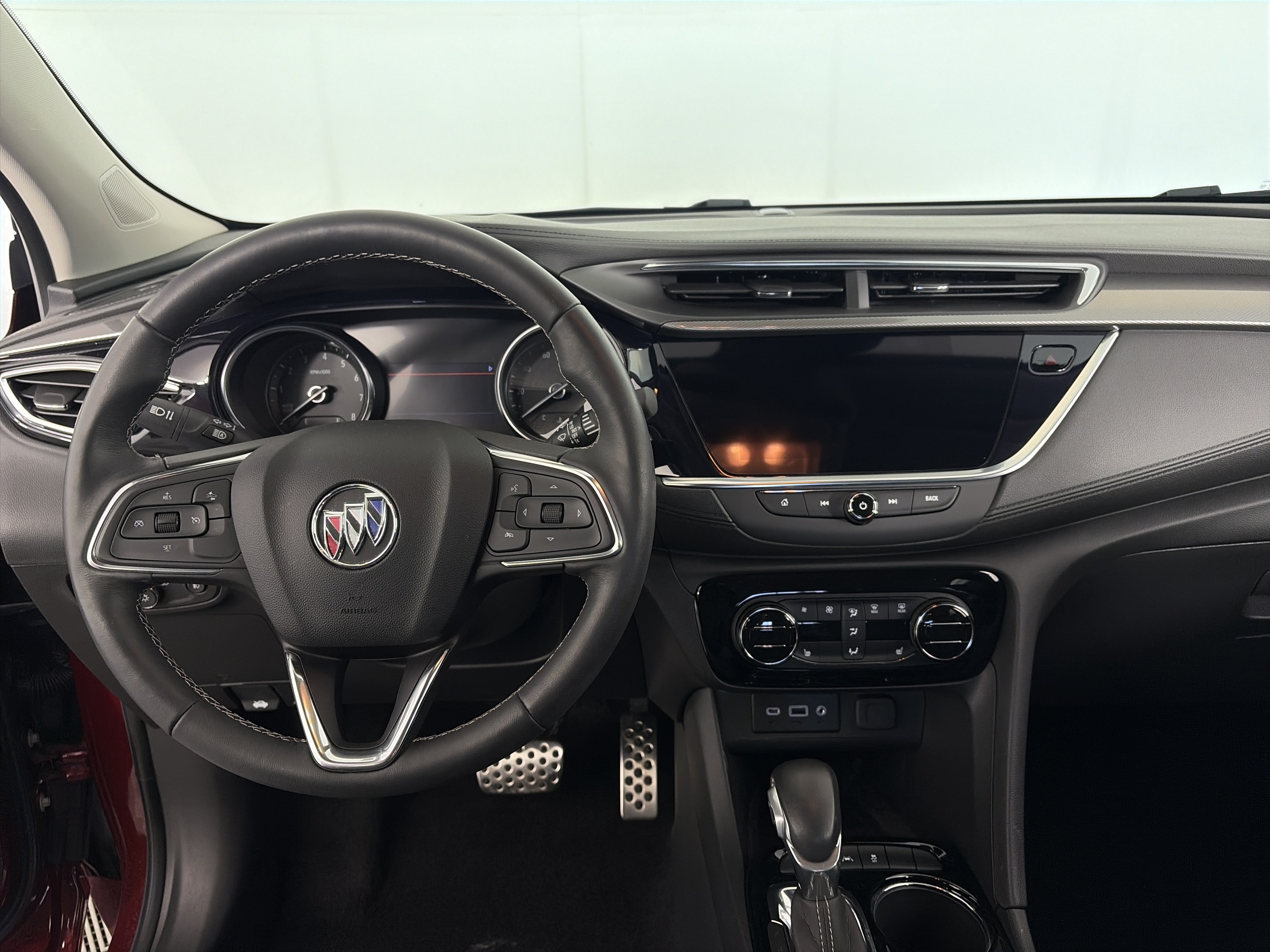 Certified 2023 Buick Encore GX Select w/ Sport Touring Package FWD image 3
