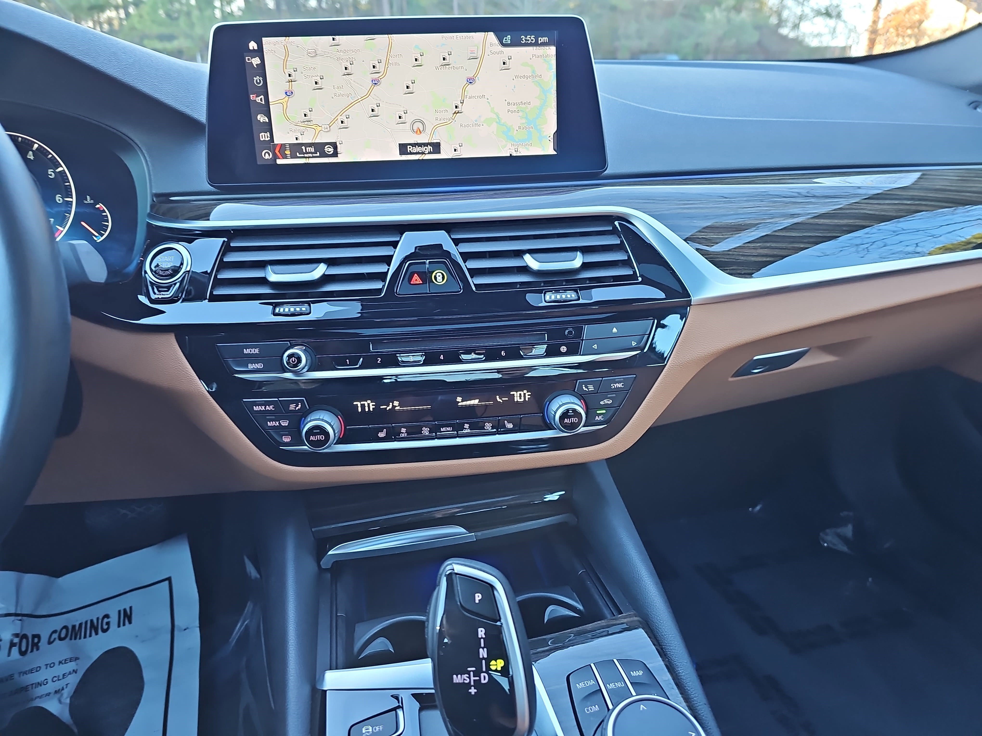 Used 2019 BMW 540i w/ Executive Package image 21