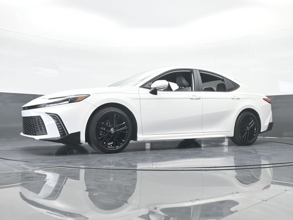 Used 2026 Toyota Camry SE w/ Convenience Package image 63