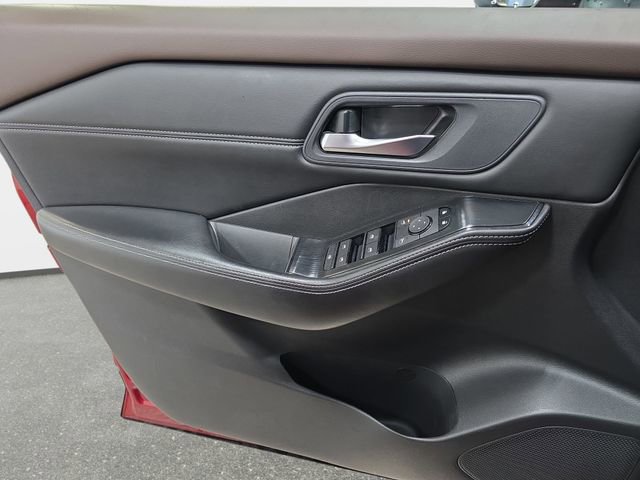 Used 2023 Nissan Rogue SV w/ SV Premium Package AWD/4WD image 25