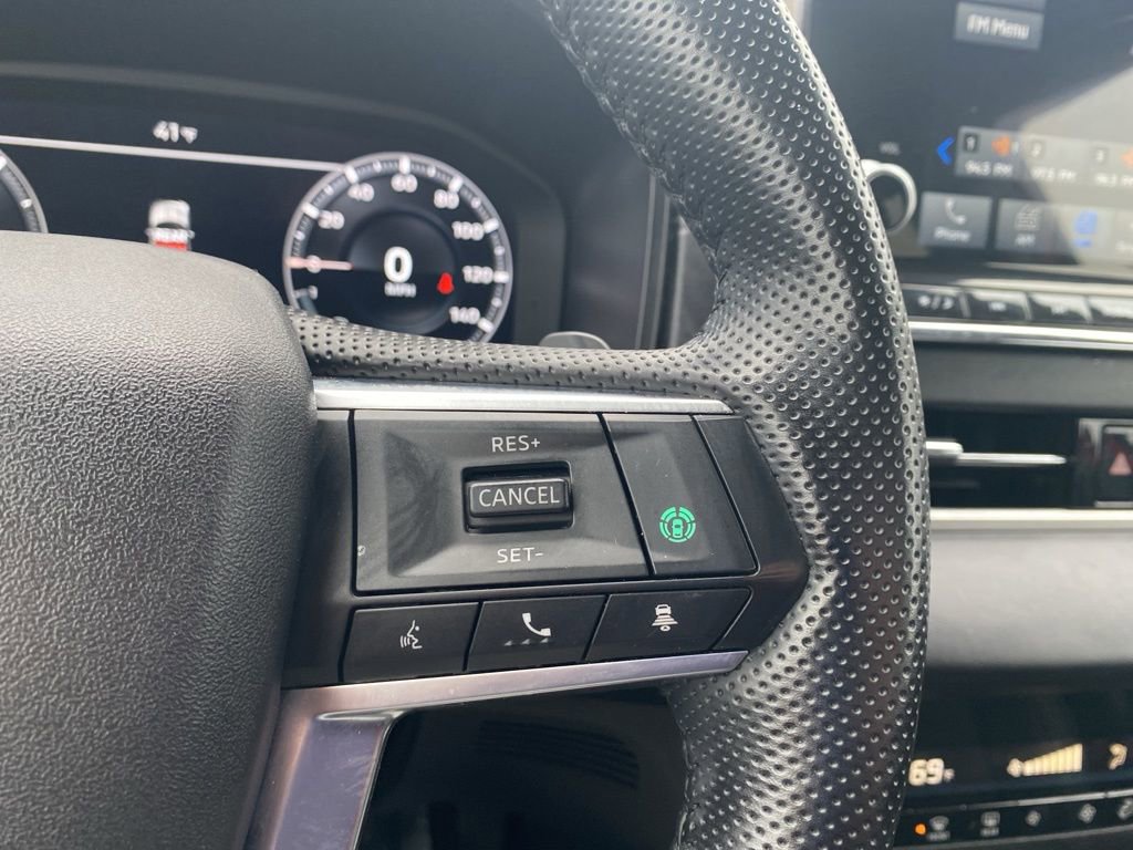 Used 2024 Mitsubishi Outlander 4WD Plug-In Hybrid image 25