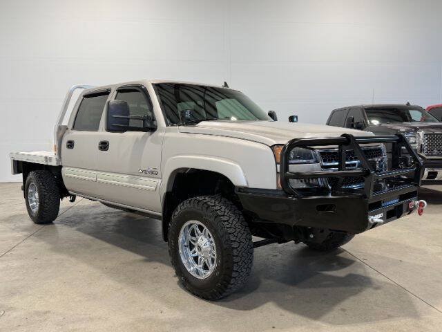 Used 2006 Chevrolet Silverado 2500 LT w/ Heavy-Duty Power Package AWD/4WD image 5