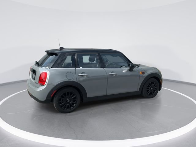 Used 2016 MINI Cooper 4-Door Hardtop FWD image 7