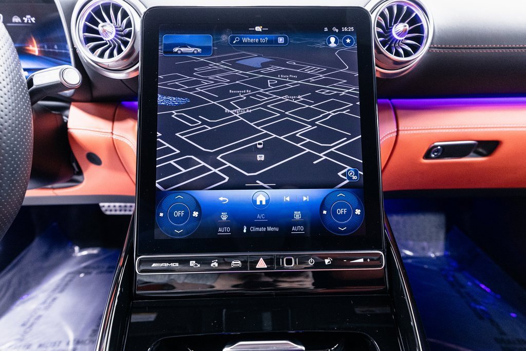 Used 2024 Mercedes-Benz SL 55 AMG 4MATIC image 18