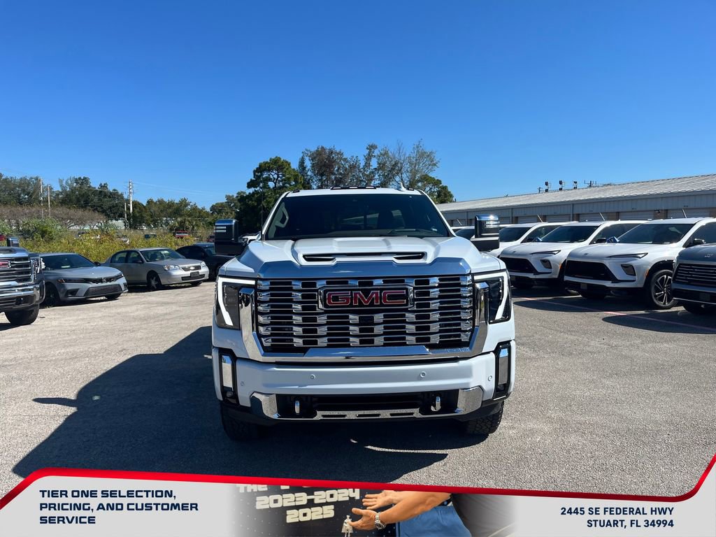 New 2026 GMC Sierra 2500 Denali w/ Denali Reserve Package image 3