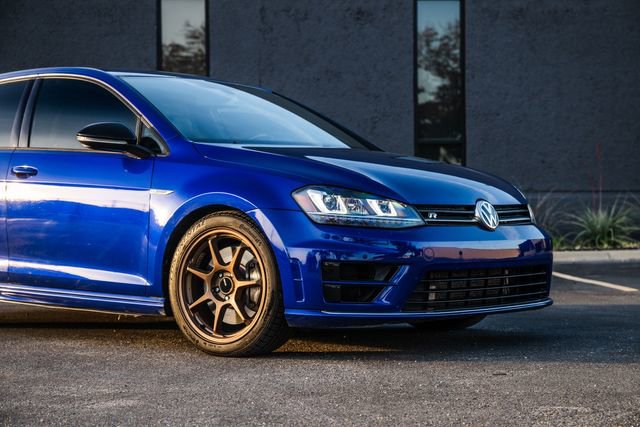 Used 2015 Volkswagen Golf R 4-Door AWD/4WD image 38