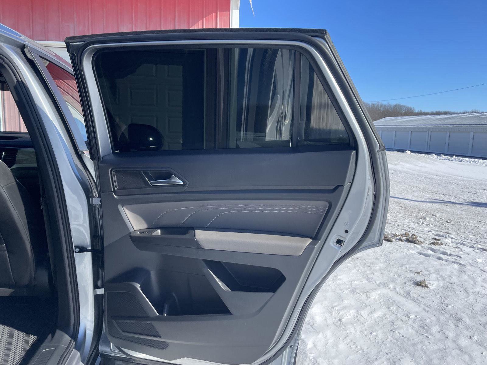 Used 2023 Volkswagen Atlas Cross Sport SE AWD/4WD image 30