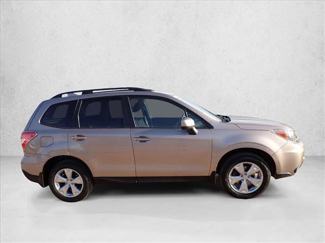 Used 2016 Subaru Forester 2.5i Premium w/ All-Weather Package AWD/4WD image 5