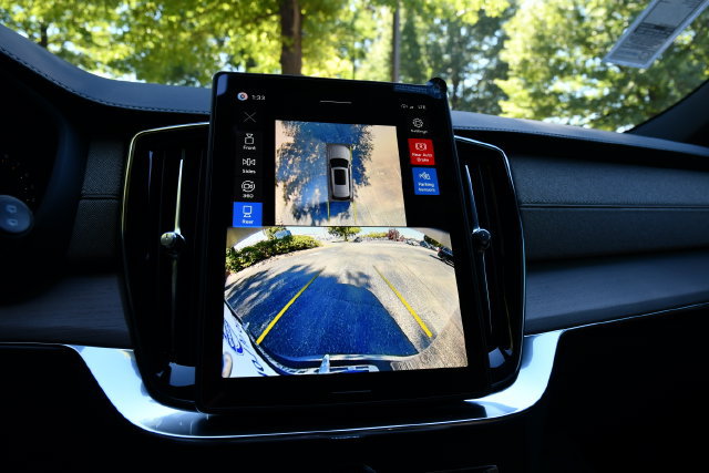 New 2027 Volvo XC90 B6 Plus AWD/4WD image 15