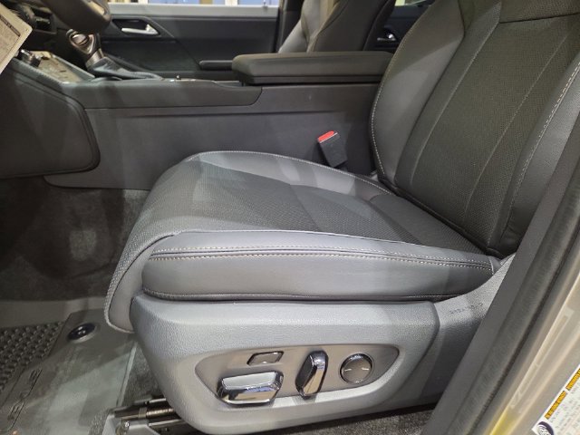 New 2026 Lexus GX 550 AWD/4WD image 31