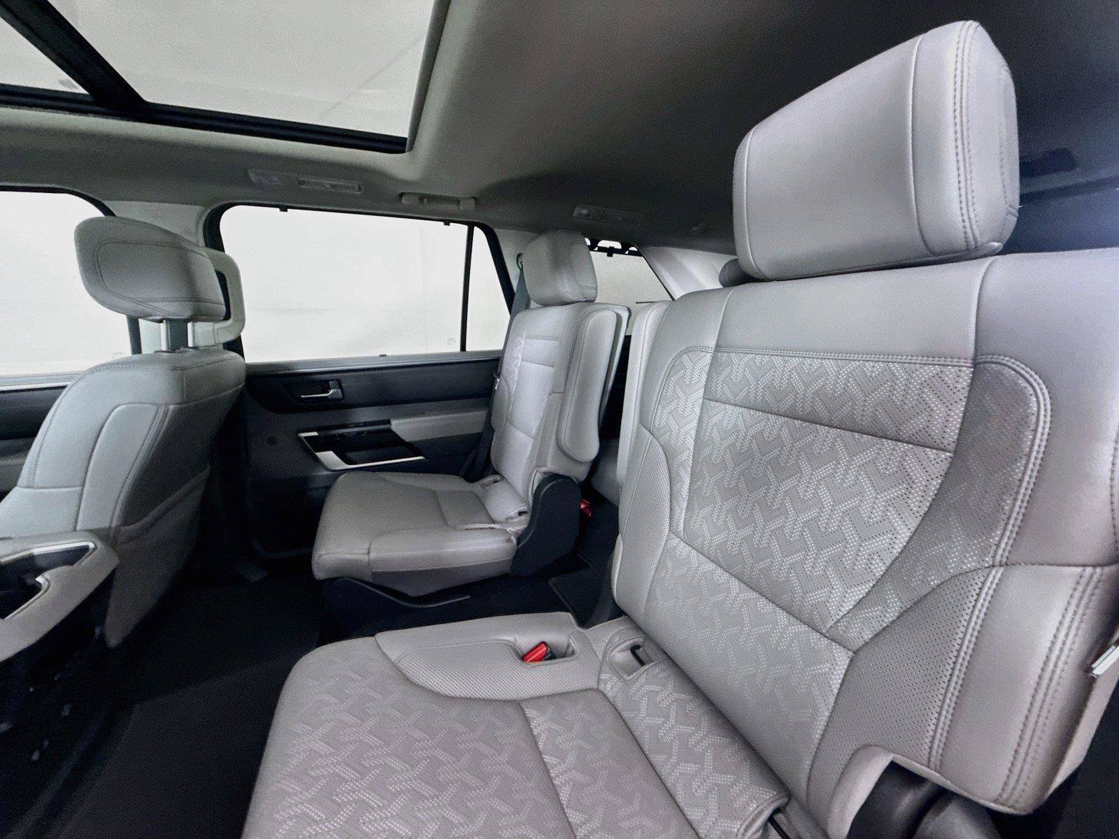 Certified 2024 Toyota Sequoia Limited AWD/4WD image 30