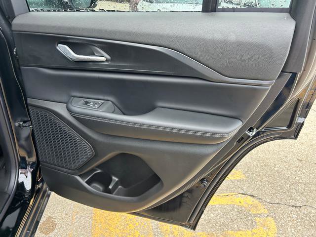 New 2025 Jeep Grand Cherokee Altitude image 20