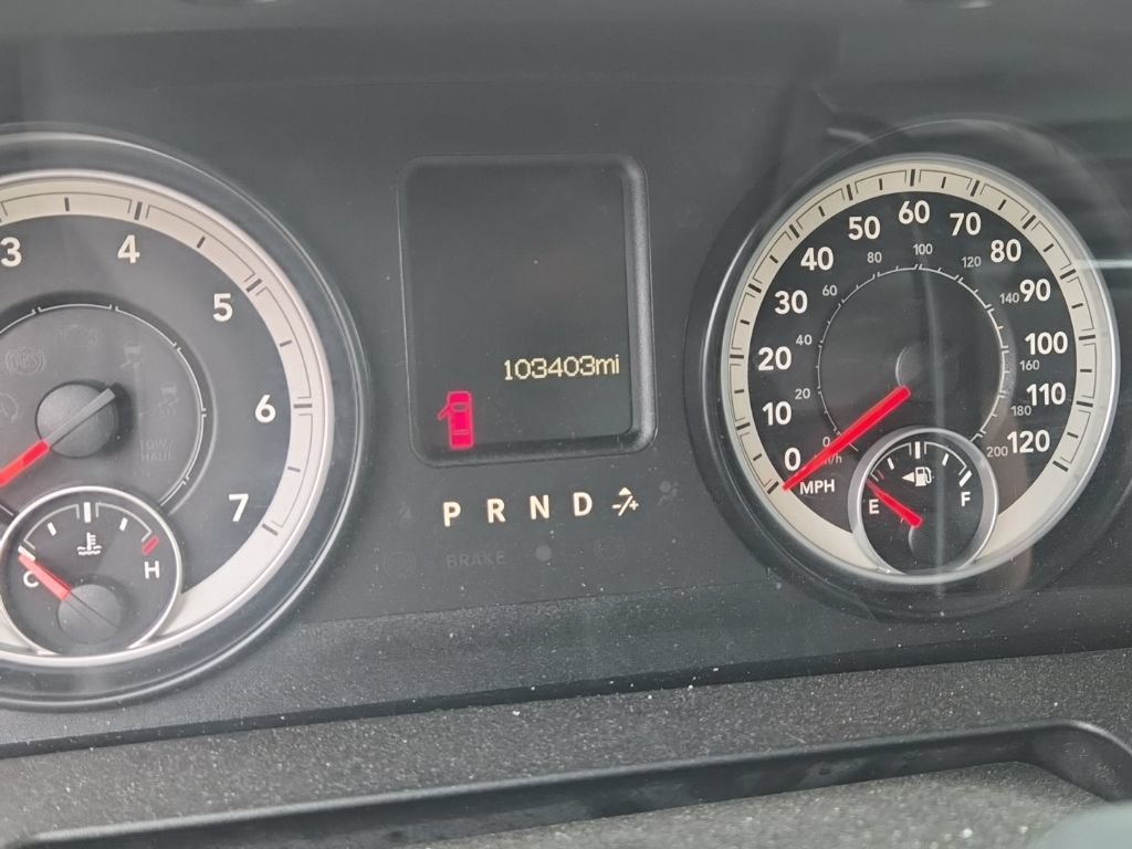 Used 2014 RAM 1500 Express RWD image 9