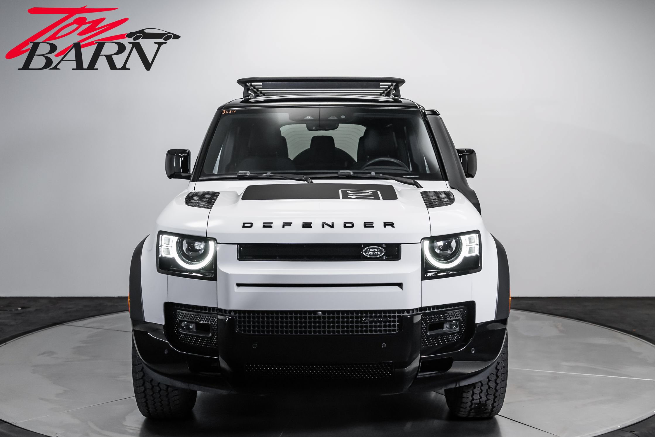 Used 2023 Land Rover Defender 110 X-Dynamic SE AWD/4WD image 8