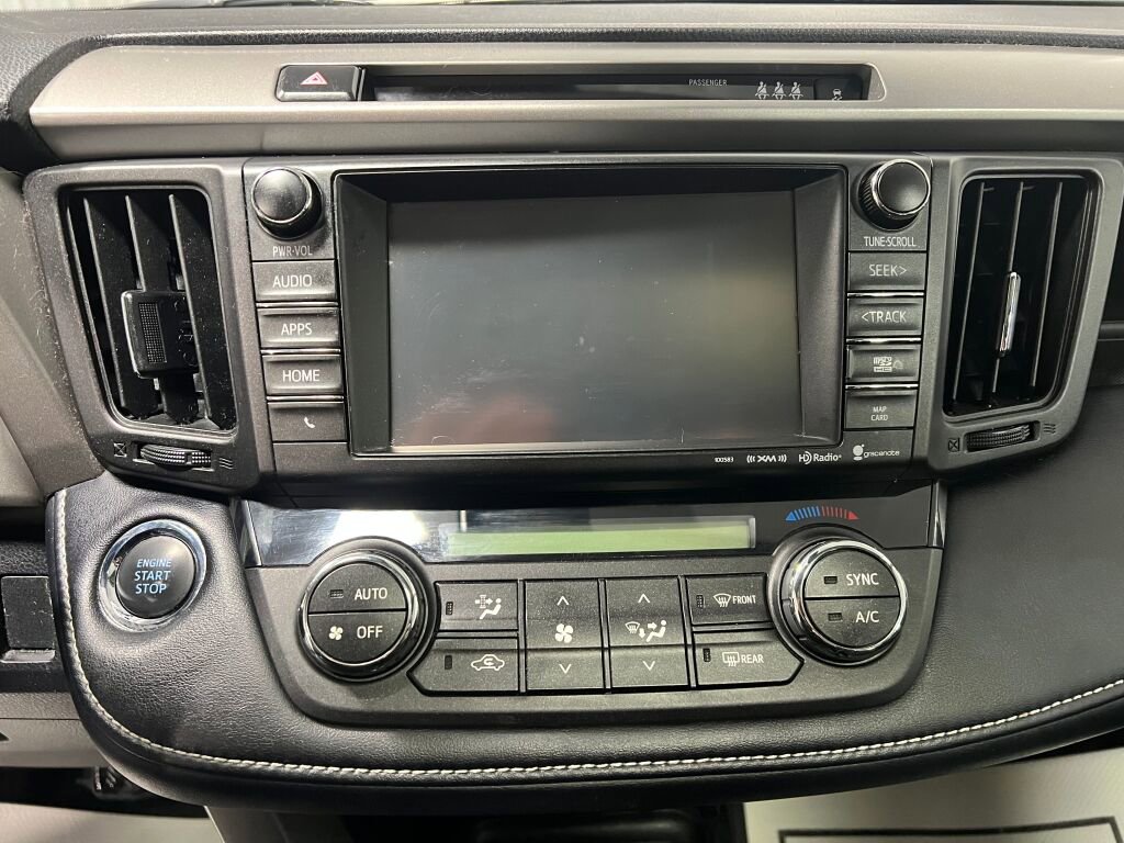 Used 2018 Toyota RAV4 XLE image 8
