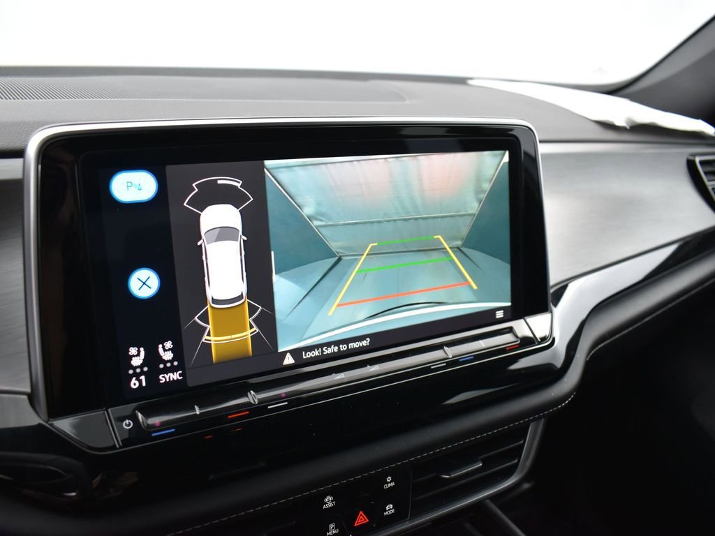 Used 2024 Volkswagen Atlas Cross Sport SE image 24