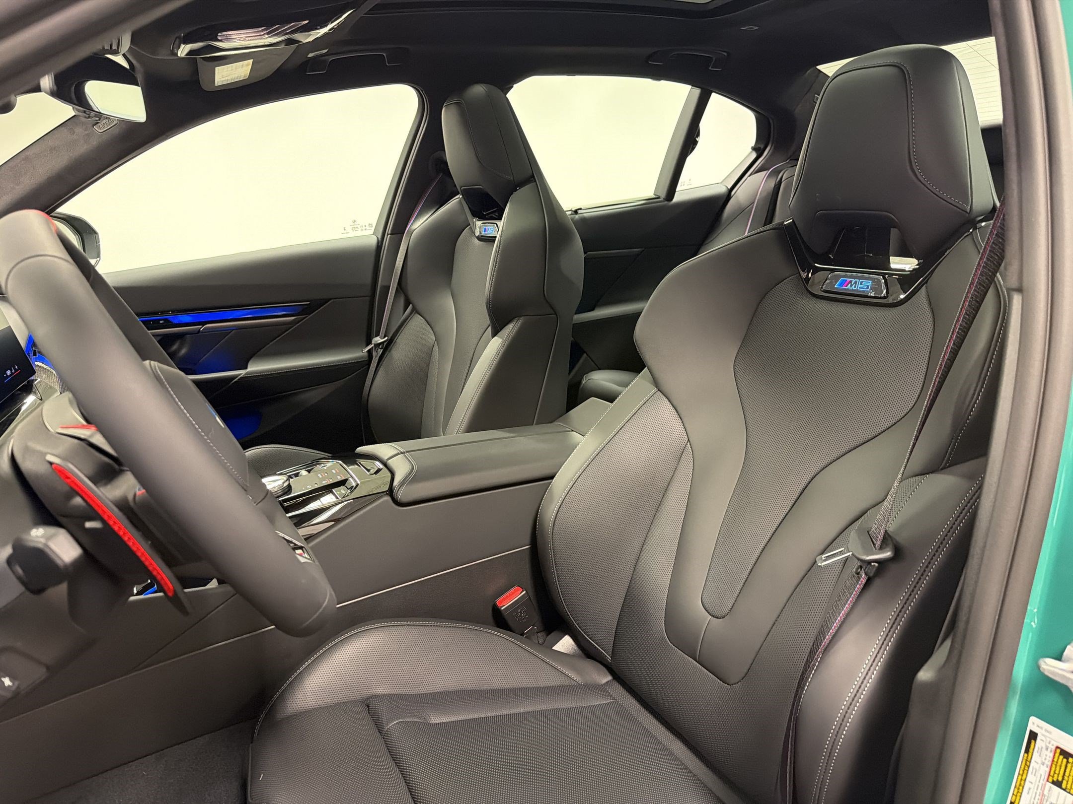 New 2027 BMW M5 w/ Executive Package AWD/4WD image 5
