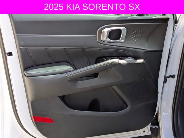 Used 2025 Kia Sorento SX image 12