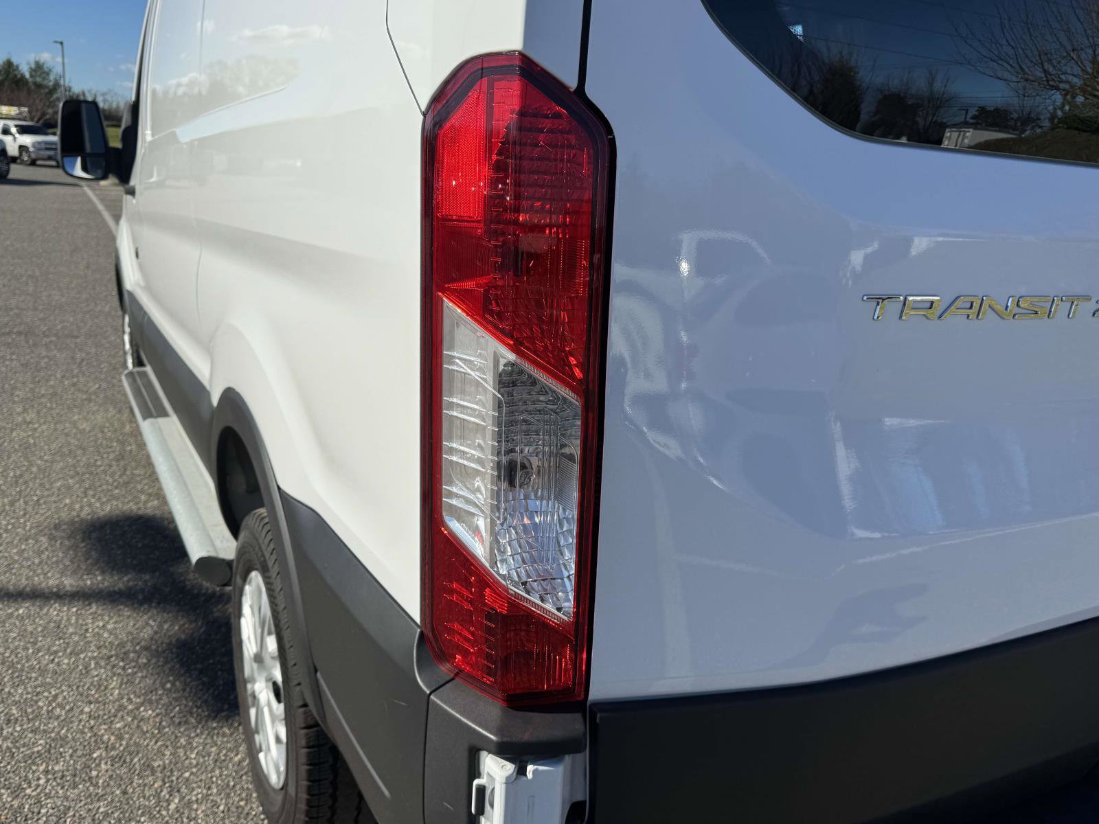 Used 2024 Ford F250 XLT image 40