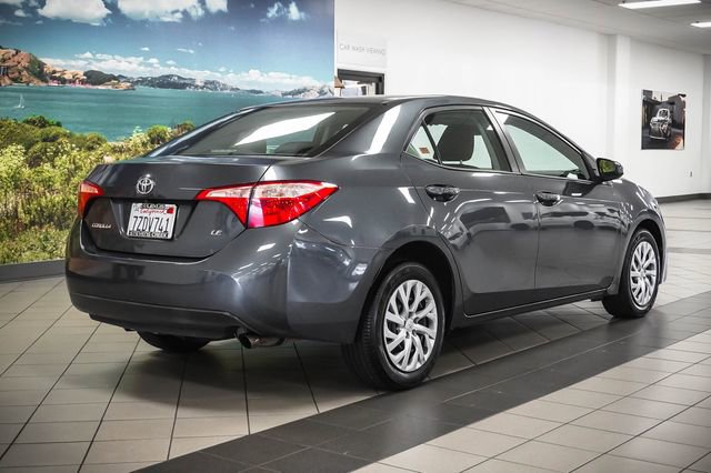 Used 2017 Toyota Corolla LE image 6
