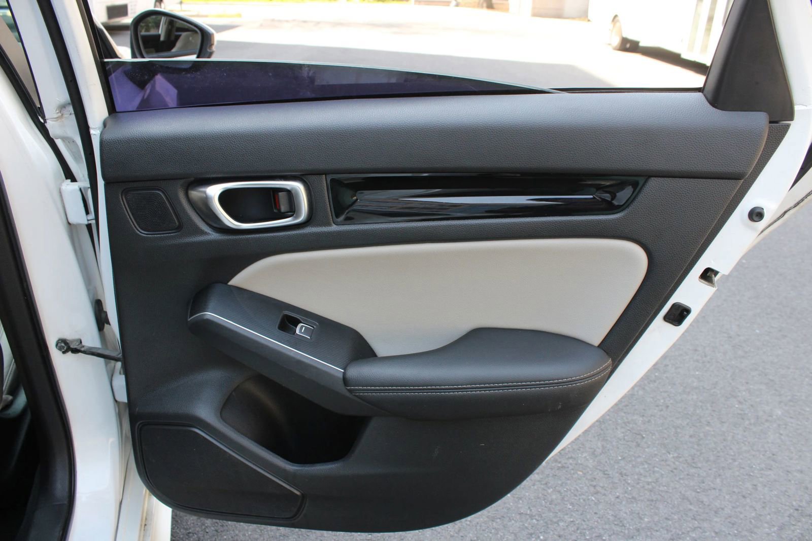 Used 2022 Honda Civic Touring image 25