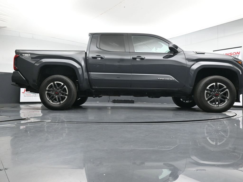 Used 2025 Toyota Tacoma TRD Sport w/ TRD Sport Premium Package AWD/4WD image 24
