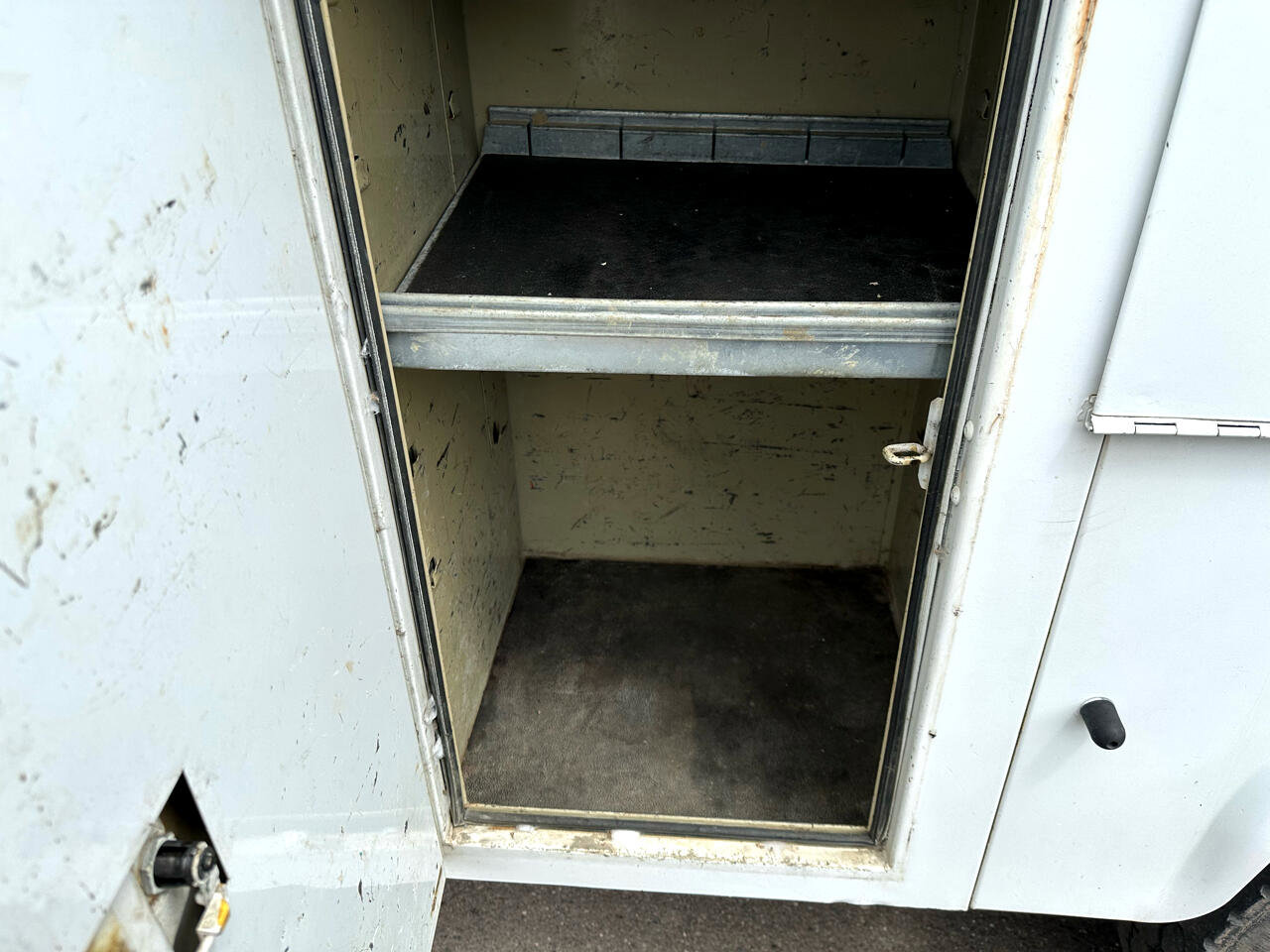 Used 2006 Ford F450 XLT image 10