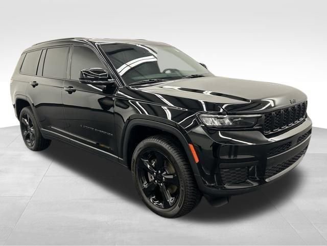 Used 2021 Jeep Grand Cherokee L Laredo image 2