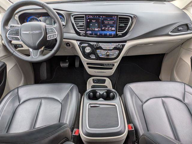 Certified 2023 Chrysler Pacifica Touring-L FWD image 26