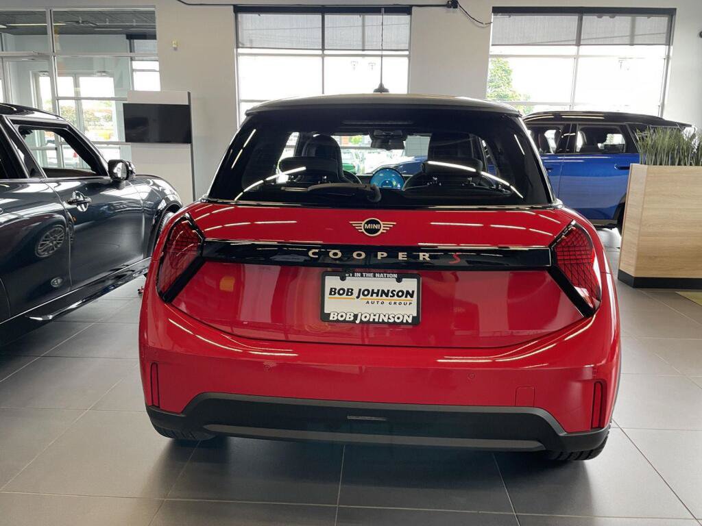 New 2026 MINI Cooper S FWD image 7