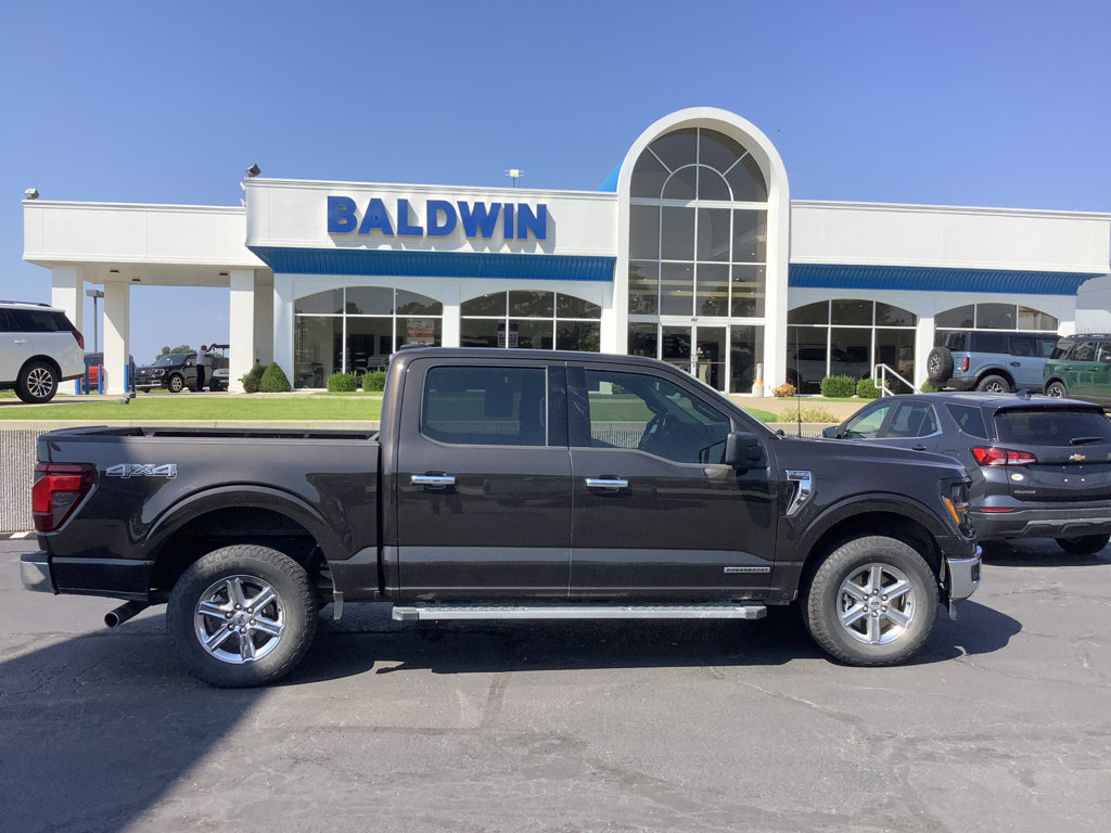 Used 2024 Ford F150 XLT w/ Mobile Office Package image 8