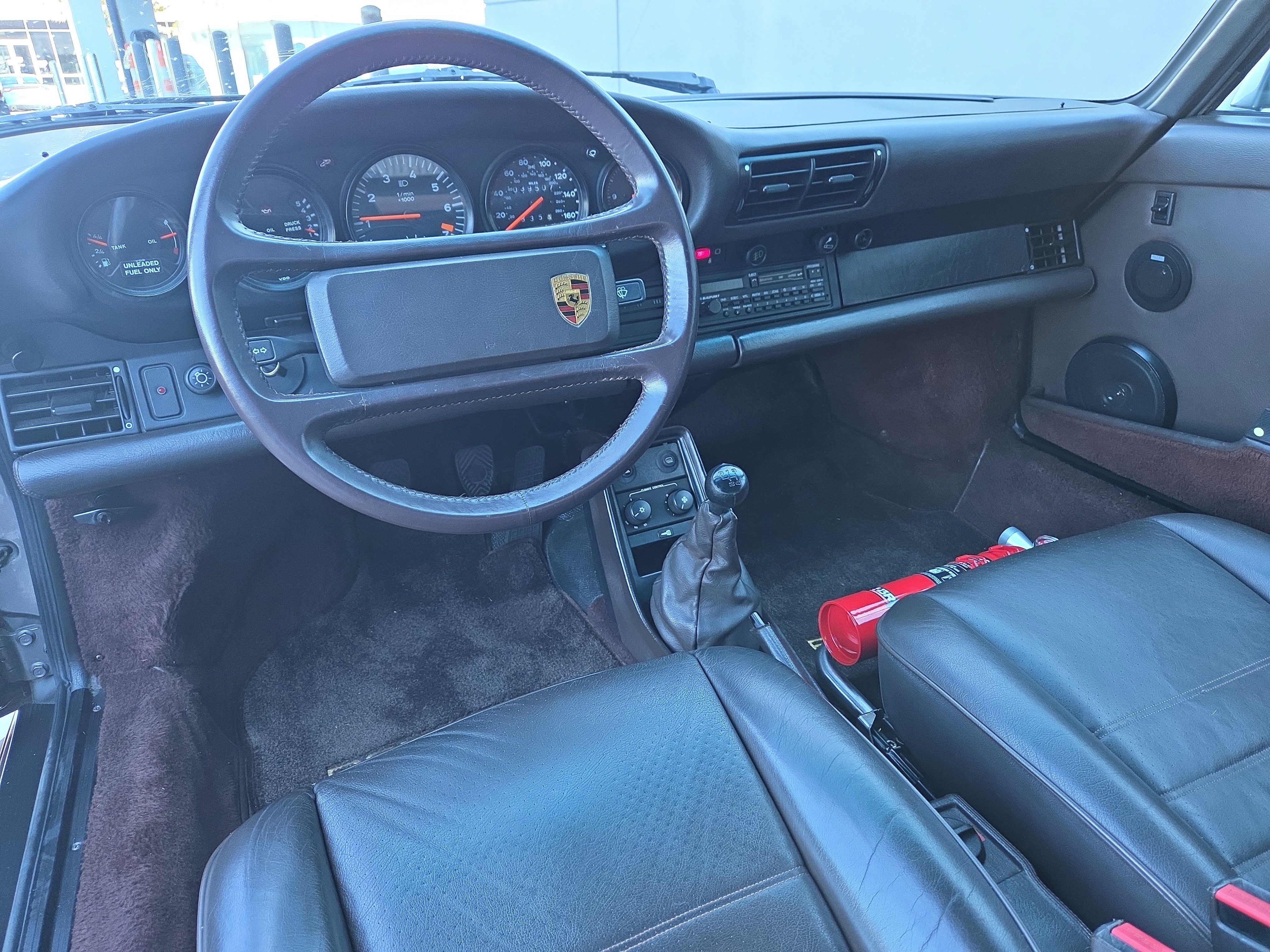 Used 1988 Porsche 911 Carrera image 4