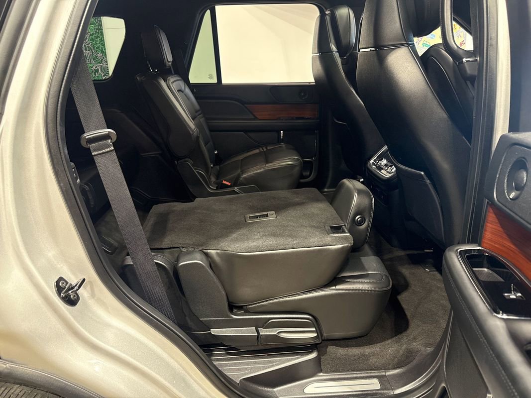 Used 2018 Lincoln Navigator Reserve w/ Technology Package image 73