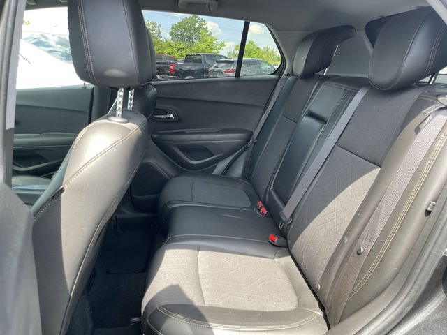 Used 2018 Chevrolet Trax LT w/ LT Convenience Package FWD image 8