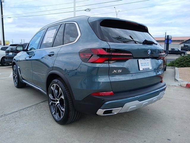 New 2026 BMW X5 sDrive40i image 7