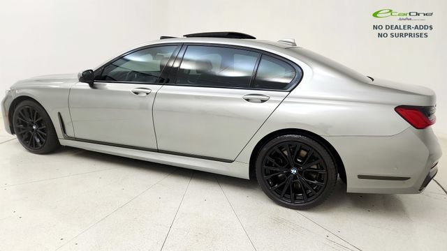 Used 2022 BMW 750i xDrive w/ M Sport Package AWD/4WD image 20