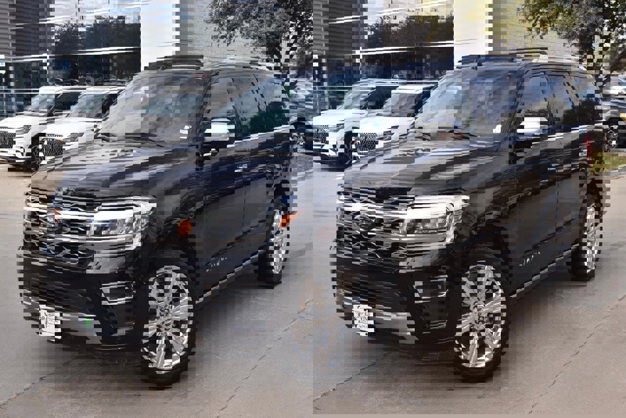 Used 2023 Ford Expedition Platinum image 44