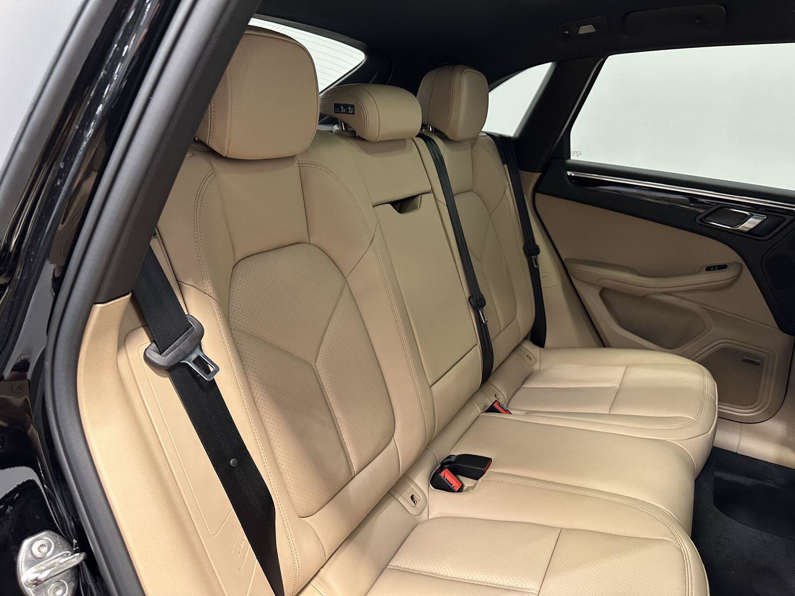 New 2026 Porsche Macan AWD/4WD image 41