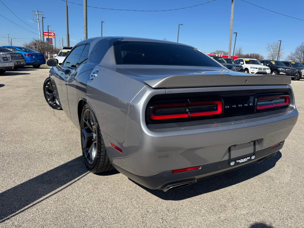 Used 2016 Dodge Challenger R/T w/ Cold Weather Group image 6