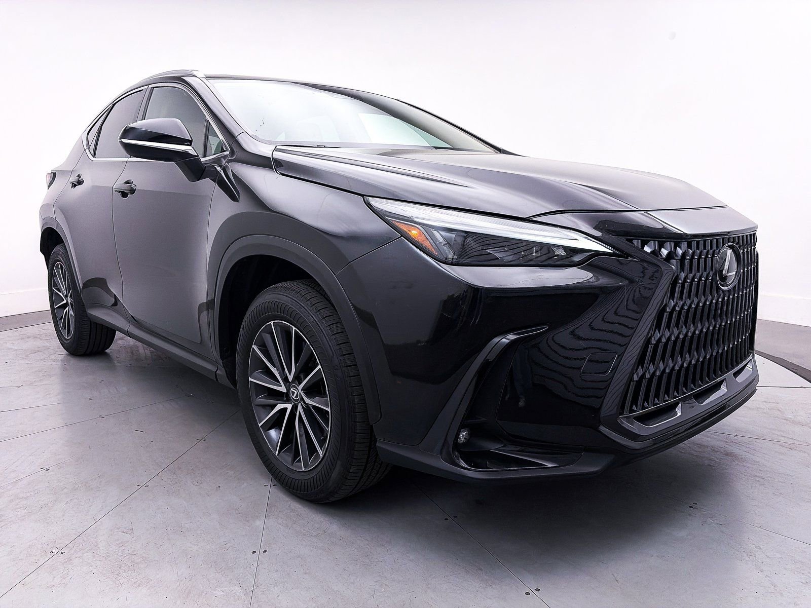 Used 2024 Lexus NX 350 AWD w/ Cold Area Package image 9