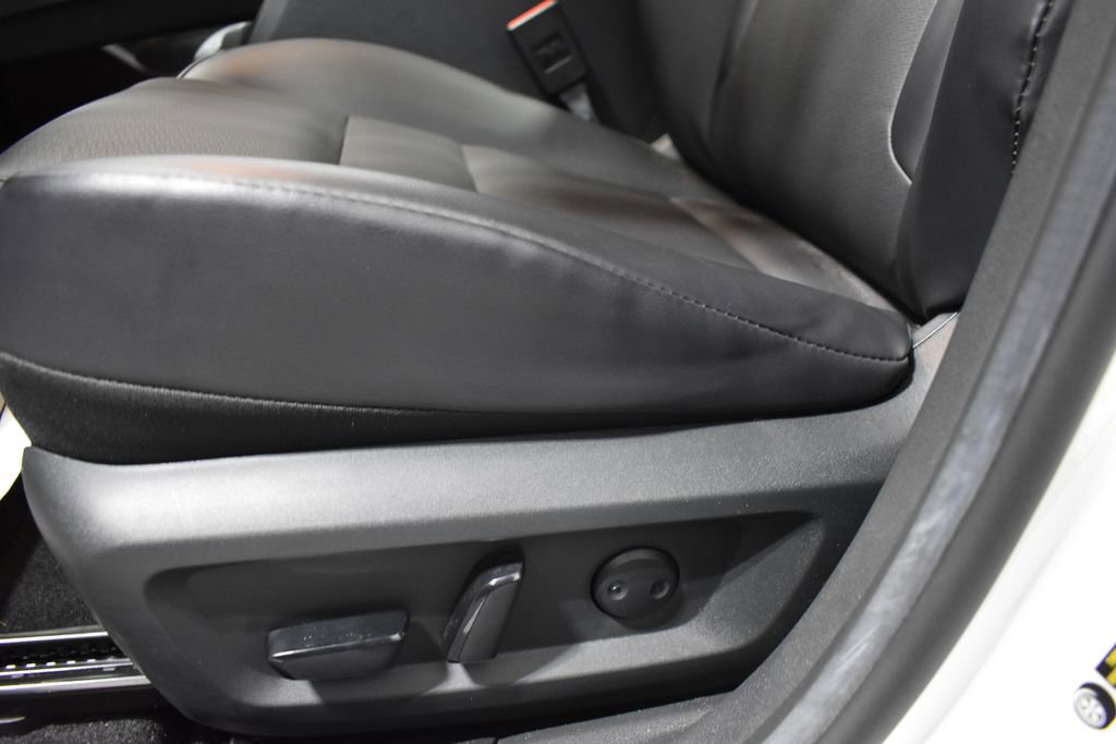 Certified 2023 Nissan Rogue SV w/ SV Premium B Package image 18