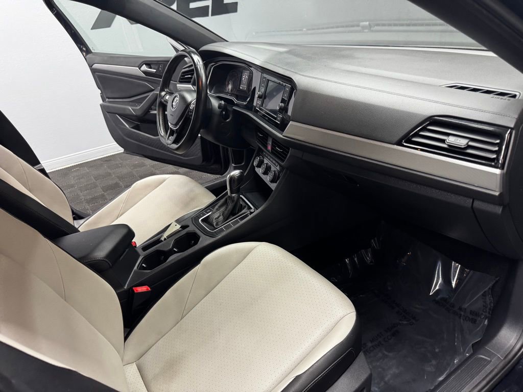 Used 2019 Volkswagen Jetta R-Line w/ R-Line Cold Weather Package FWD image 54