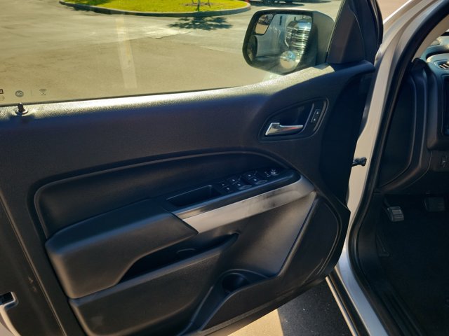 Used 2018 Chevrolet Colorado LT RWD image 20