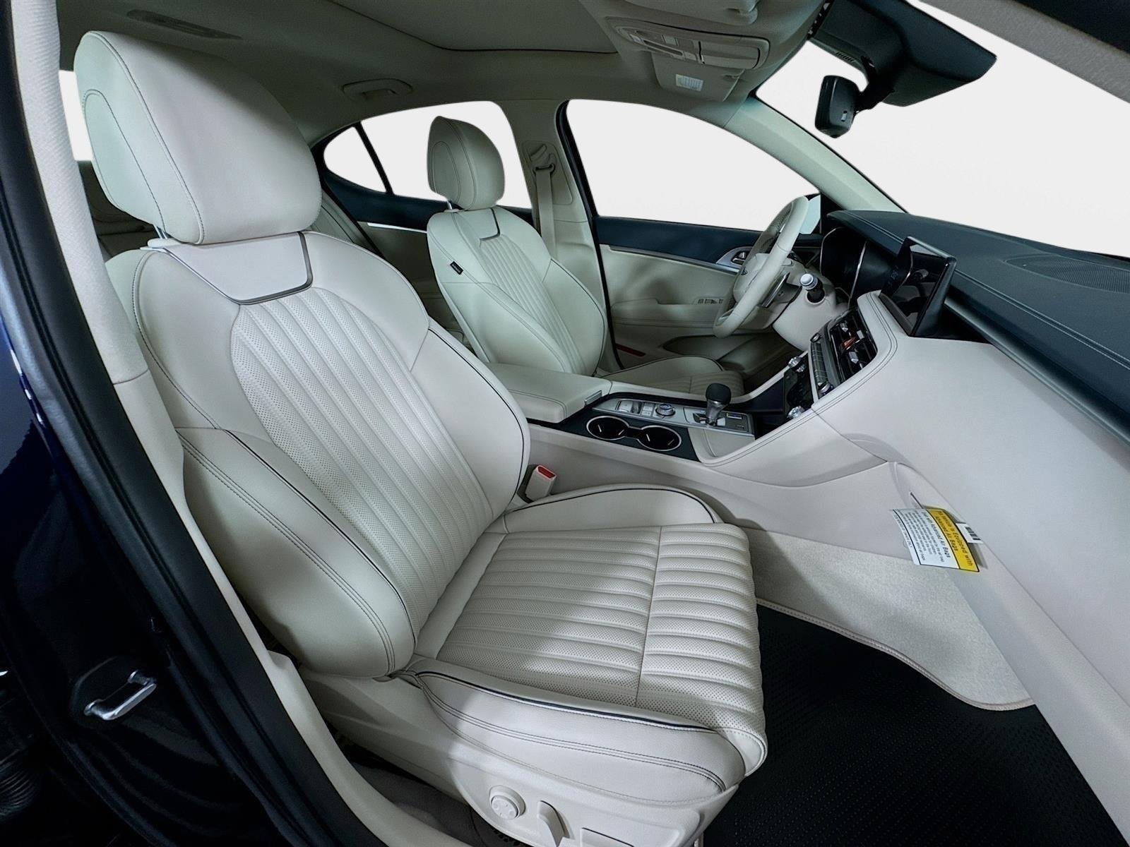 New 2026 Genesis G70 2.5T Prestige image 30