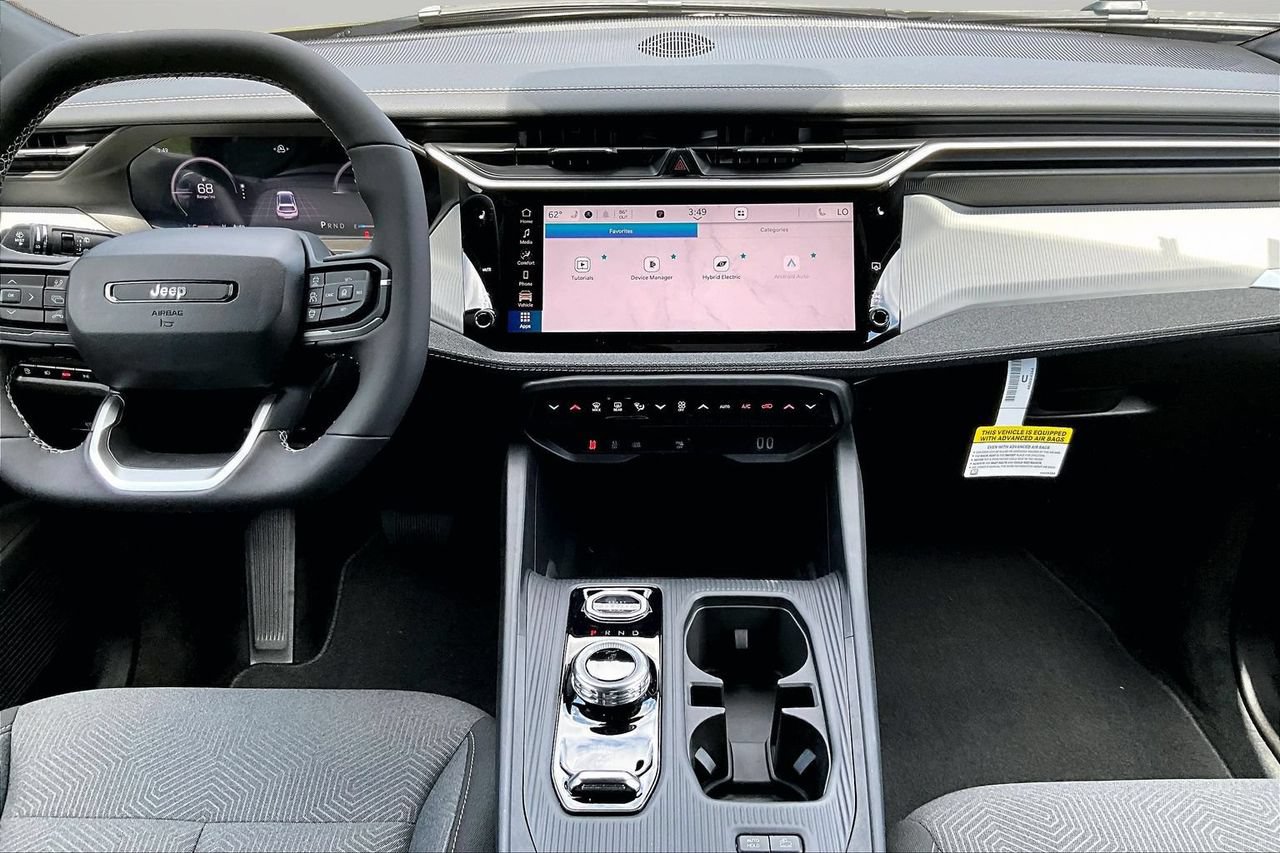New 2026 Jeep Cherokee Laredo AWD/4WD image 11