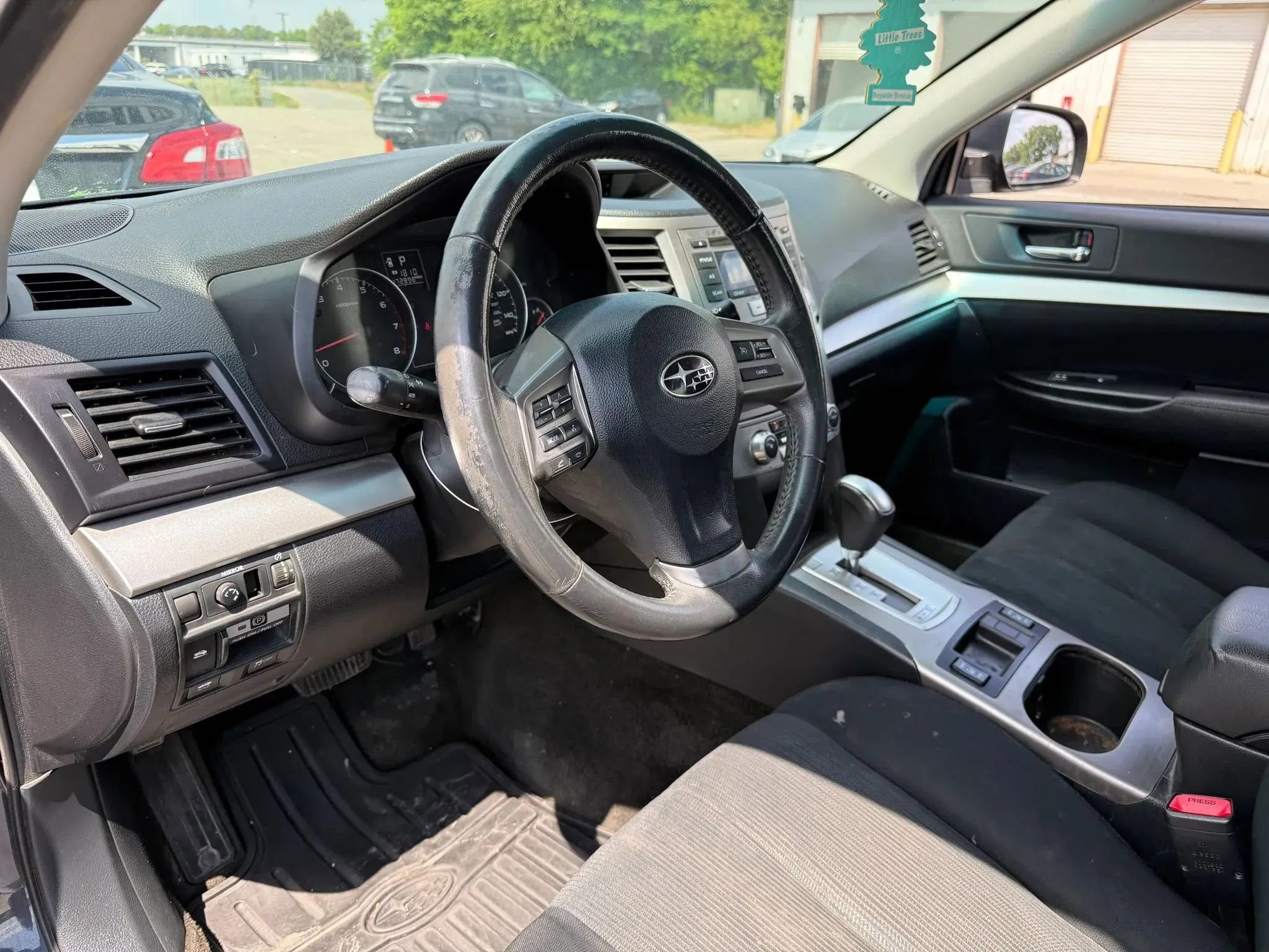 Used 2013 Subaru Legacy 2.5i Premium w/ All-Weather Pkg AWD/4WD image 17